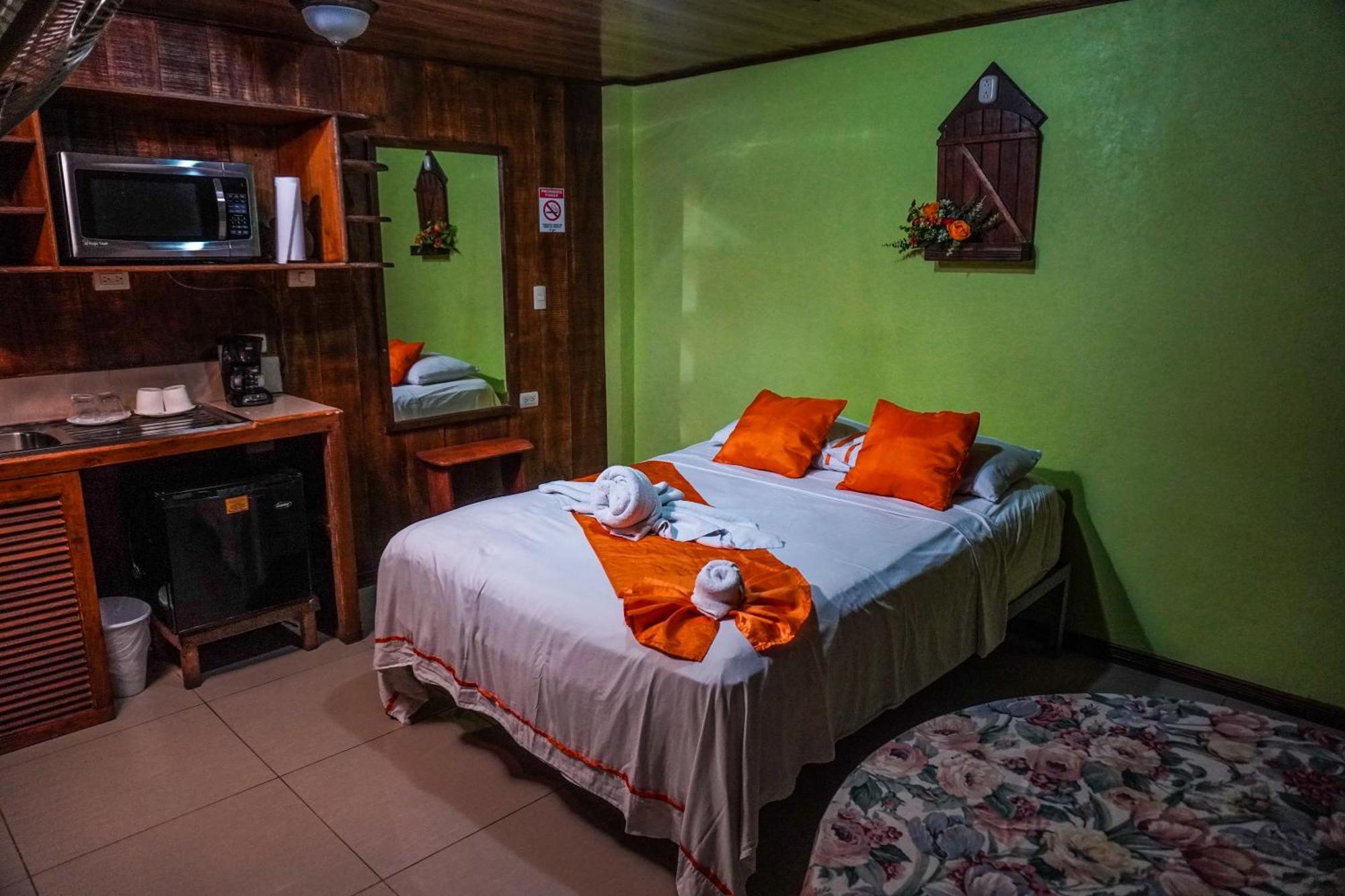 Hospedaje Angeluz Quesada  Ngoại thất bức ảnh